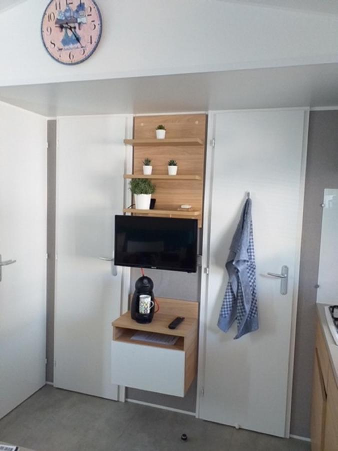 Mhvacances Louent Plusieurs Mobilhomes Dans Camping 4 Etoiles A 200M De La Plage Et Cure Thermale Canet-en-Roussillon Exteriér fotografie